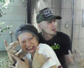 201107030038000.jpg