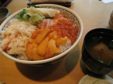 海鮮丼
