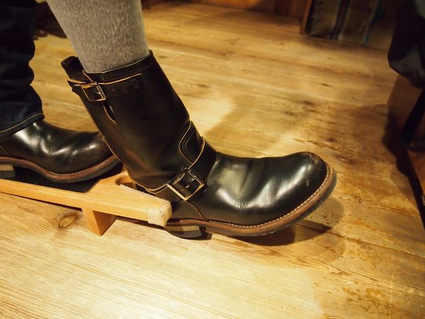 RED WING BOOT JACK＆その使い方。 | JUNKY CLASSICS