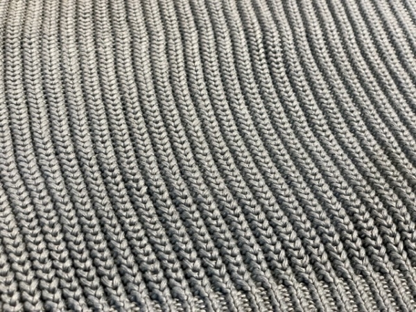 CORGI CHUNKY 8PLY LINEN SWEATER コーギ ニット 441回目キヨ！！（CORGI STYLE 2204 8PLY LINEN KNIT の話） | JUNKY
