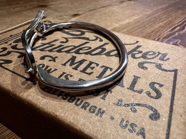 ジャンキークラシックス別注シグニチャーブレスレット　スチュードベイカーメタル JUNKY CLASSICS別注「STUDEBAKER METALS・SIGNATURE BRACELET