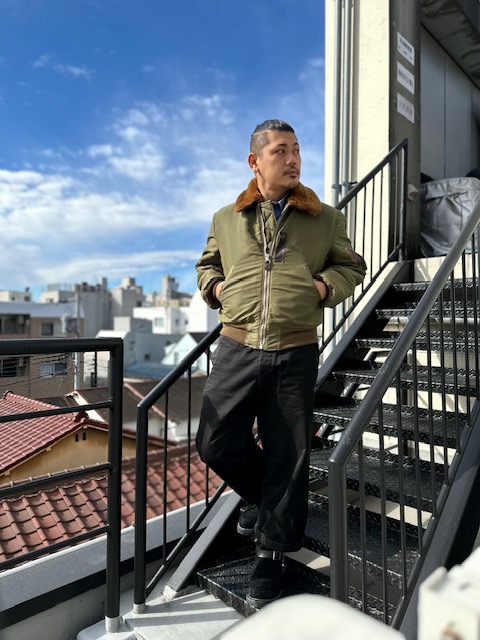 フライトジャケットの季節です！！B-15Cのオリーブ色が登場