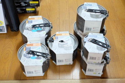 シートゥサミット アルファポット ３セット シートゥサミットの軽量で頑丈！そして機能的なポット入荷致しました