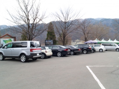 平成23年4月24日の荘川桜駐車場の様子