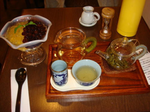 龍井茶と杏仁豆腐