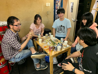 resized_01.jpg