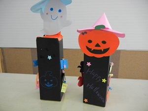 ９月１７日 月曜日祝日 手作りおもちゃ教室 牛乳パックで作るハロウィンおばけ Jpg