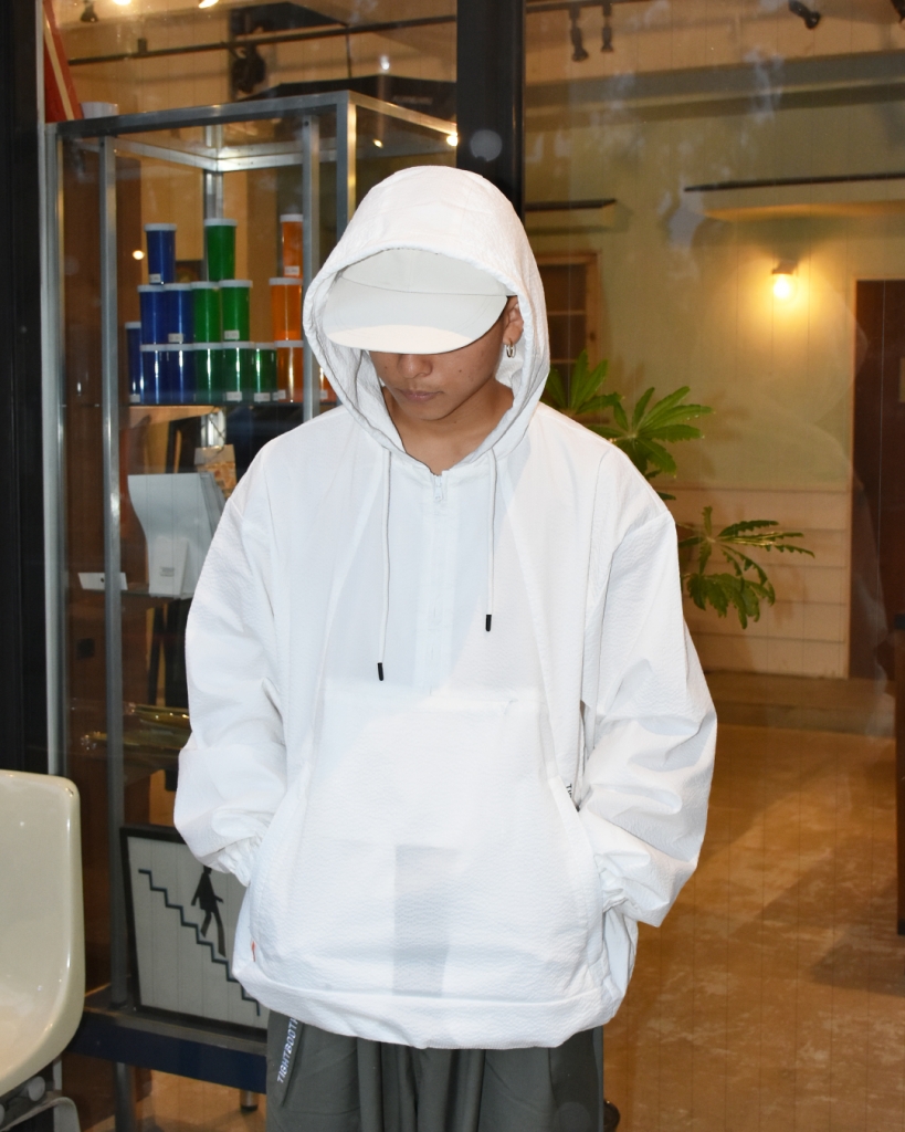 TIGHTBOOTH SUCKER STRIPE ANORAK（ホワイト） TIGHTBOOTH SUCKER STRIPE ANORAK（ホワイト）