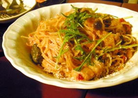 トマトクリームパスタ