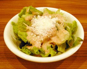 セットのサラダ