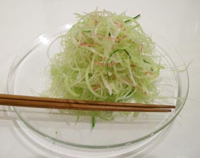 セロリサラダ