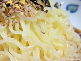 冷やしラーメン麺アップ