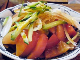 番番辛いトマトサラダ