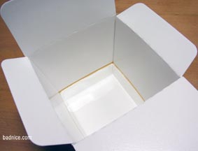 カップご飯の空箱