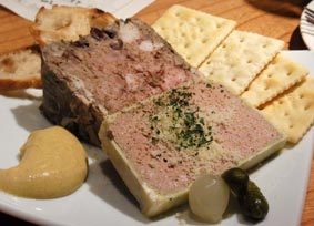 ピッコロのレバーパテ