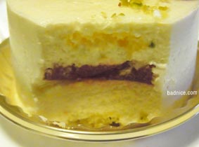 代官山白ケーキ断面