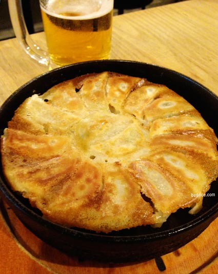 67餃子1枚目