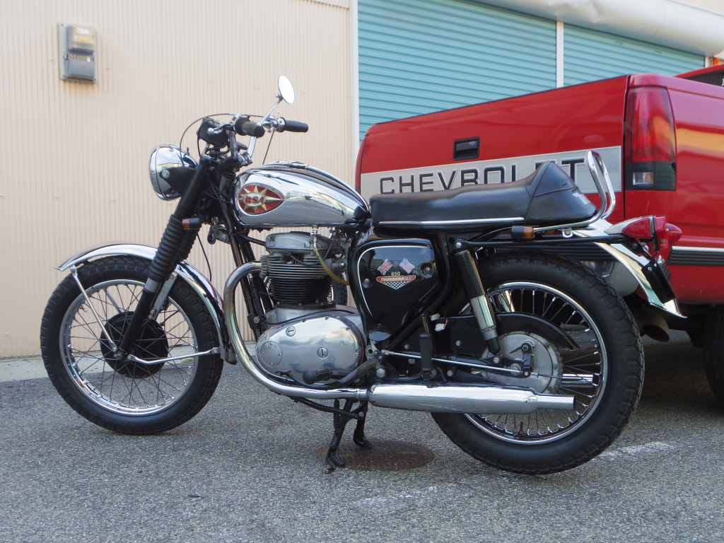 ●❷M2-5 中古 サンダー・ボルト　スーパー　初期 1968 BSA A65T Thunderbolt 大阪府Hさん | NUNOBIKI CLASSICS