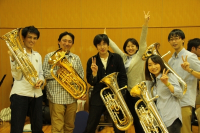 ユーフォニアムのムツです。 第10回定期演奏会まで残りわずかとなりました!! 本日はGS大黒柱、我がバリチューパートを紹介いたします。 バリチューとは ユーフォニアム