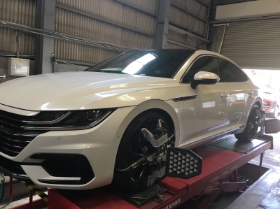 VWアルテオン ダウンサス フォルクスワーゲン アルテオン ダウンサスに交換と四輪