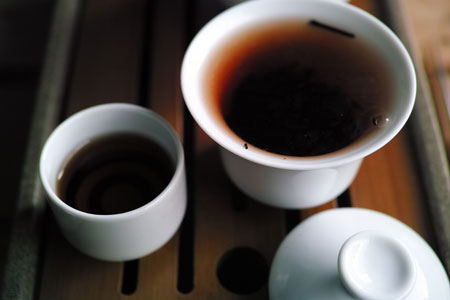 早期紅印春尖散茶プーアル茶