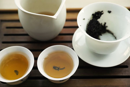 雅安蔵茶金尖芽細08年