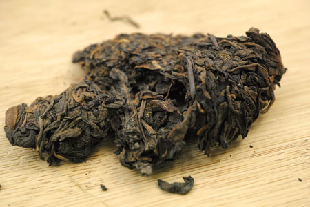 大益大白菜班章青餅02年プーアル茶