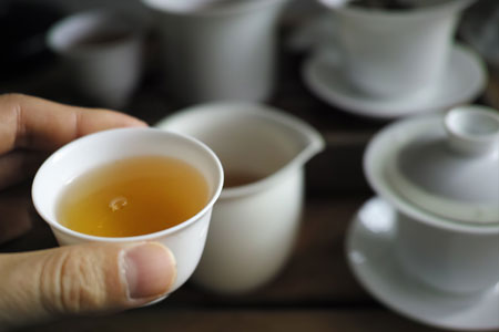 巴達古樹青餅2010年プーアル茶
