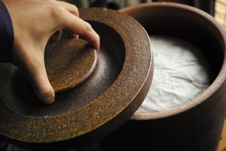 丁家老寨青餅2012年プーアル茶