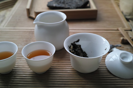 中茶牌65周年青磚03年プーアル茶