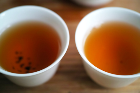 寿眉老茶2003年と政和寿眉老茶1990年代
