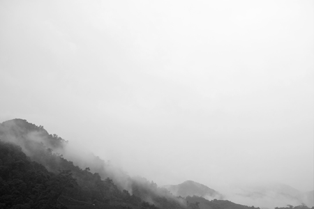 秋の易武山