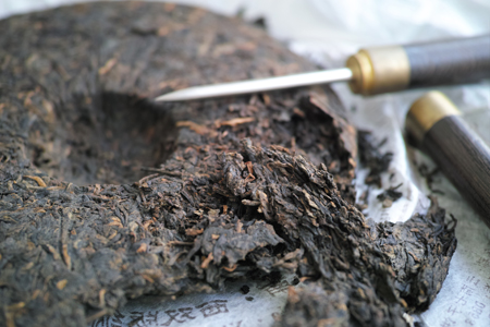 巴達山賀松熟茶07年プーアル茶