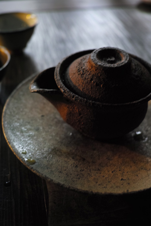 チェコの陶芸作家マルちゃんの茶壺