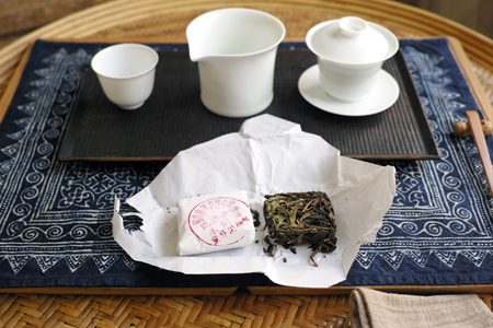 水仙烏龍古樹茶餅2014年