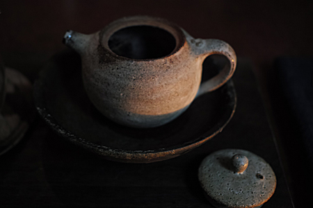 チェコの陶芸作家マルちゃんの茶壺