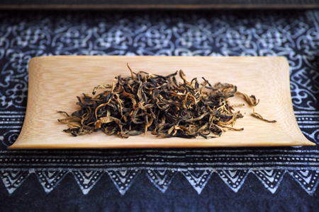 南糯山生態紅茶2013年