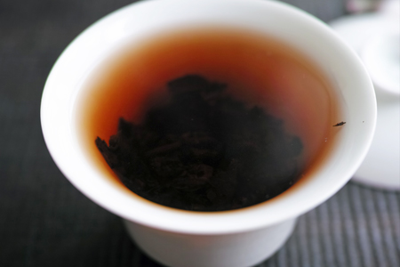 巴達山賀松熟茶07年プーアル茶