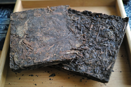 昆明老方磚92年プーアル茶