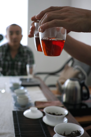 刮風寨古樹紅茶2015年