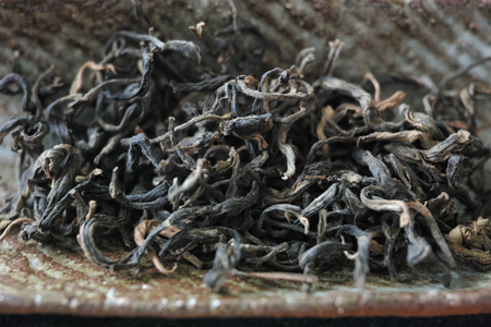 巴達曼邁熟茶2013年をチェコ土の茶則のアップ