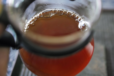 小堆発酵の熟茶泡茶2