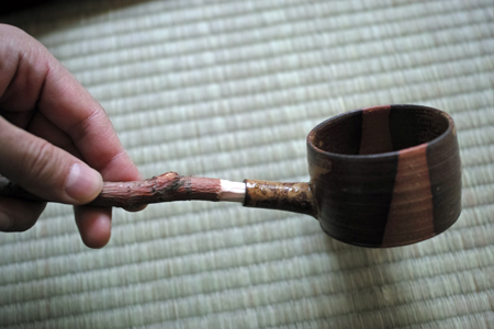 陶器の柄杓