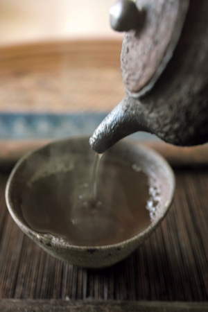 熱湯で淹れるプーアール茶