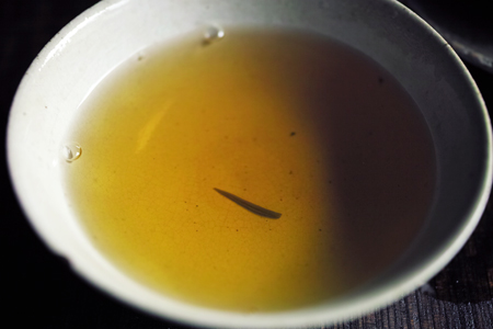 茶湯の色