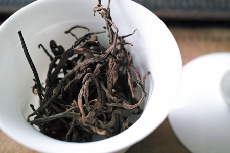 オレンジっぽい茶葉