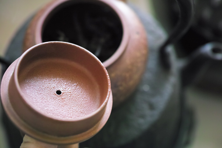 茶葉を温める
