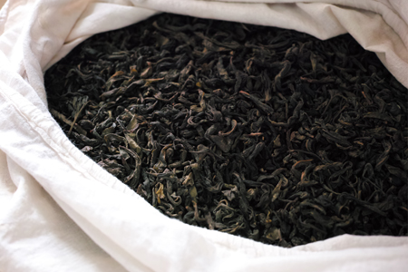 ちじれた茶葉