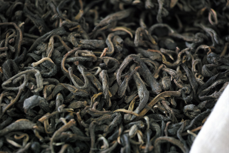 黒麹発酵の茶葉