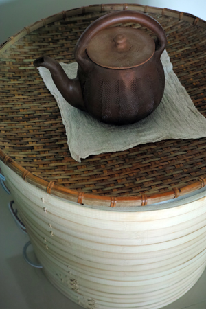 ダイ族の陶器